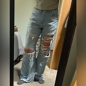 American Eagle distressed jeans